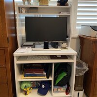 Yohan desk on sale with hutch